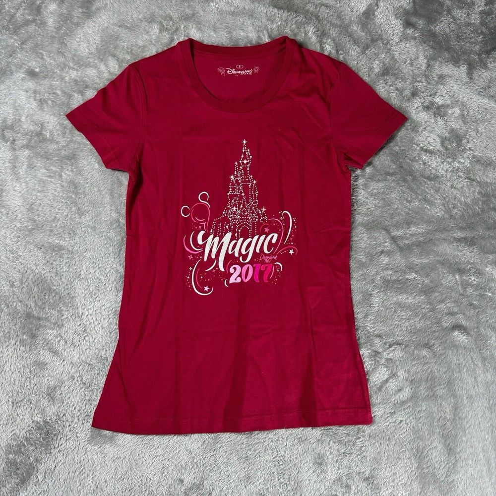 Disneyland Paris Shirt Womens S Red Cinderellas Castle 2017 Souvenir Travel
